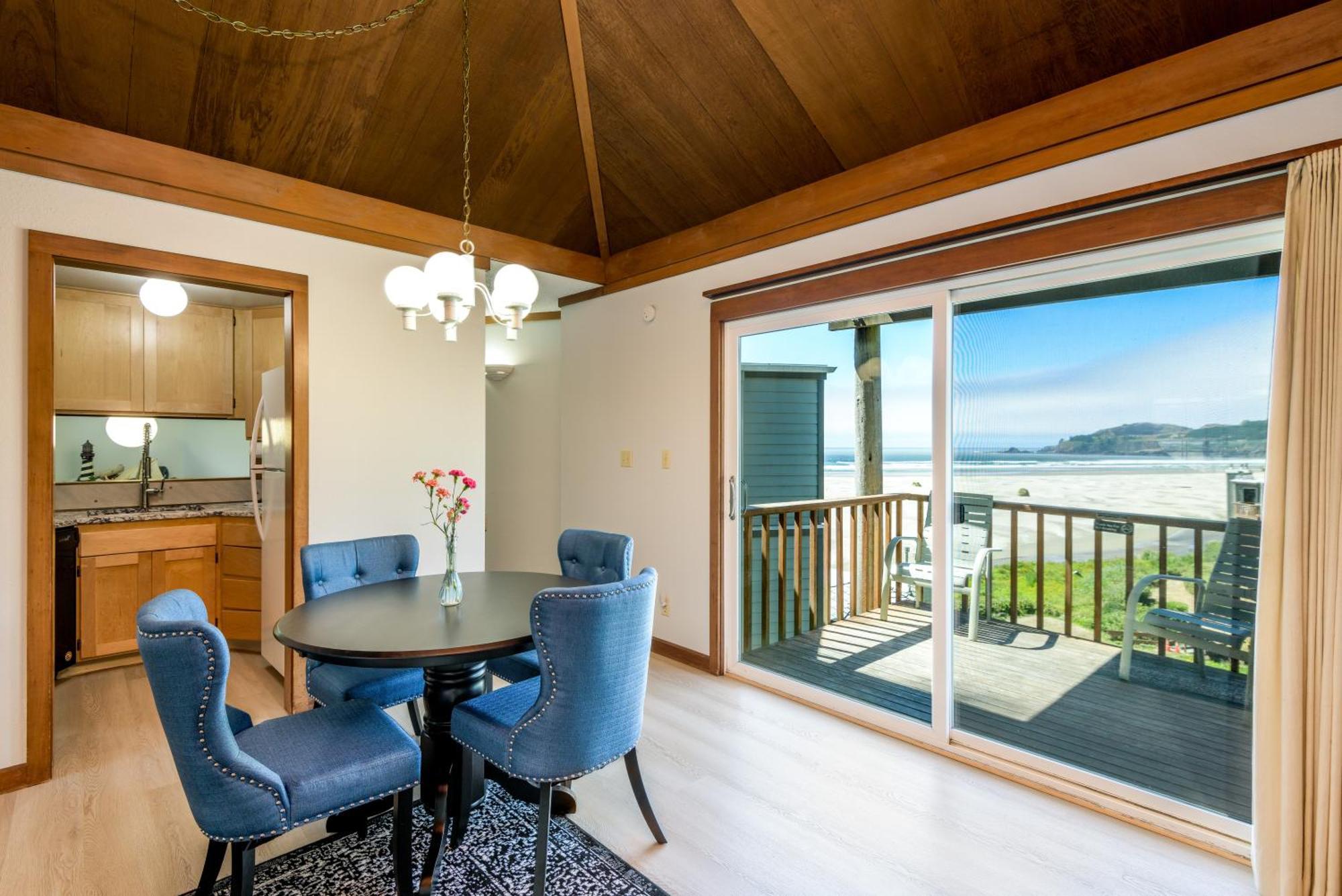 Little Creek Cove Beach Resort 뉴포트 외부 사진